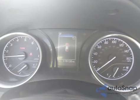 2018 Toyota Camry Le z USA, uszkodzony, nr VIN 4T1B11HK8JU612163